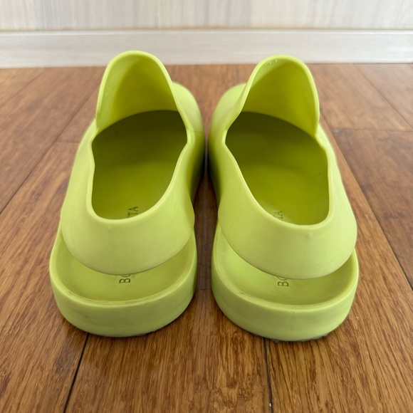 Bottega Veneta Puddle Sandal, IT41/US8 - Picture 8 of 13